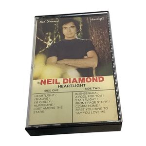 🍄 Neil Diamond Heartlight Cassette Tape